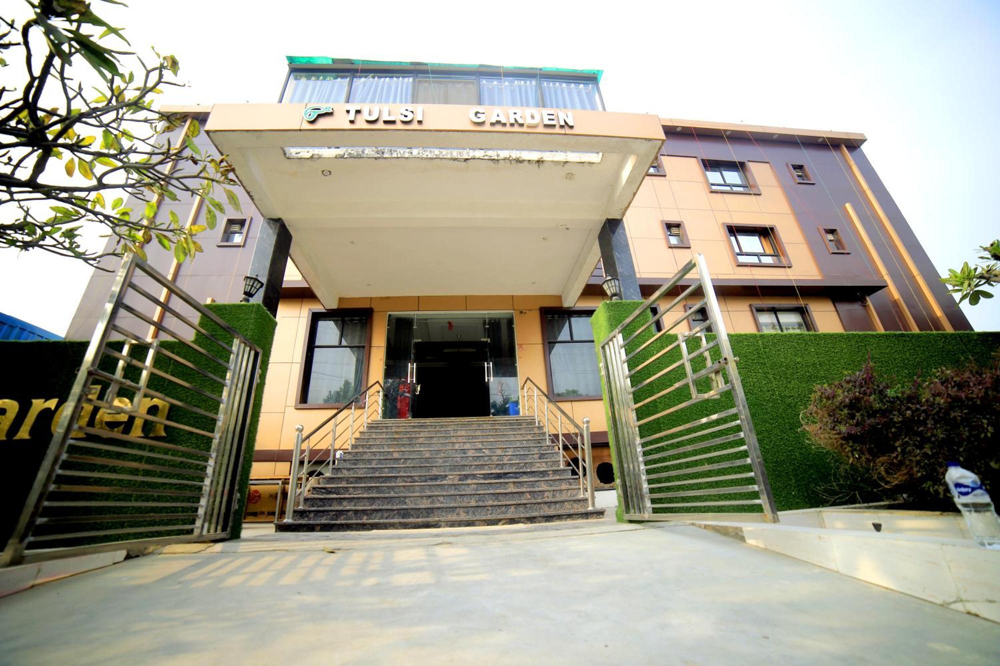 The Tulsi Garden Vrindavan Near Omaxe City Exterior foto